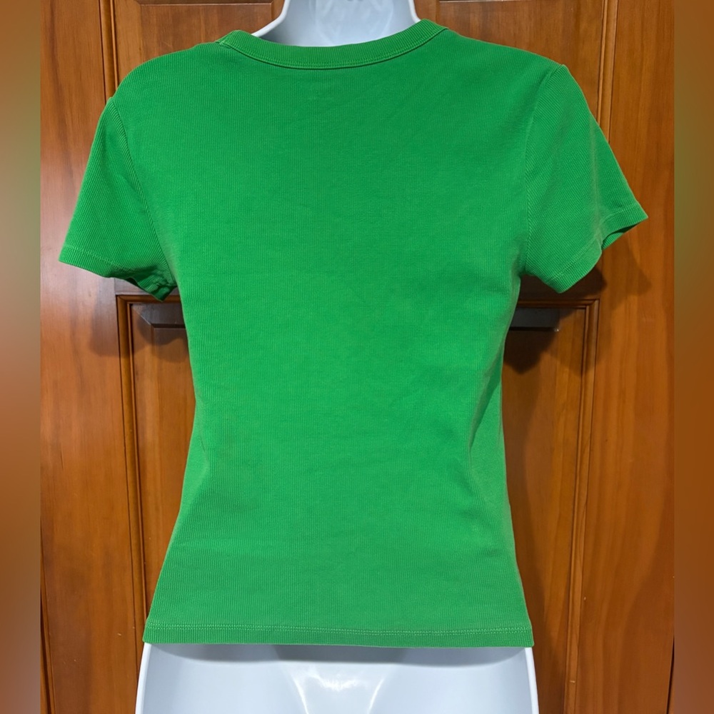Old Navy Bright Green Crewneck Short Sleeve Tee - Picture 5 of 10